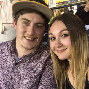 Meet your Posher, Lexis